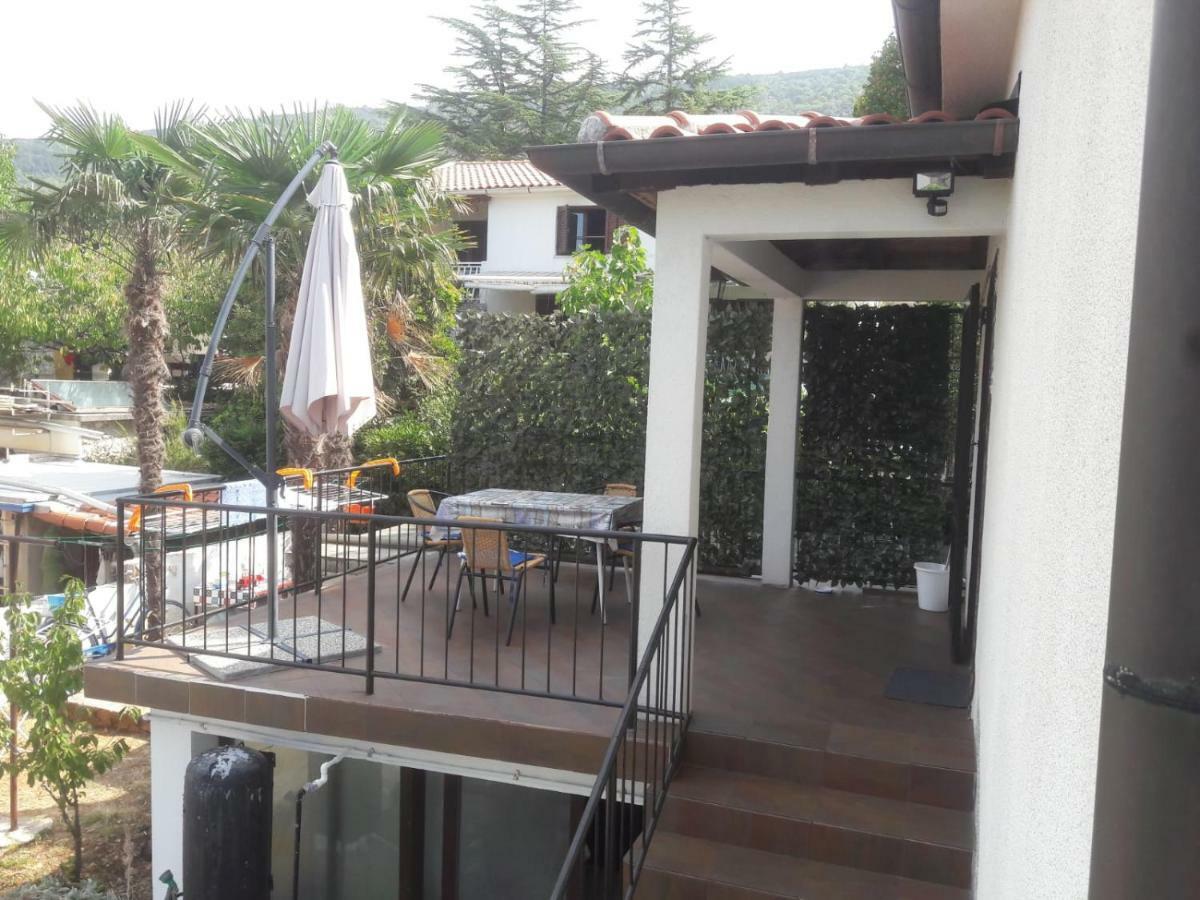 Apartman Barbara Cres Exterior photo